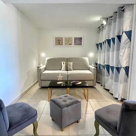 Studio Classe 3 Etoiles De 36 M2, Independant Dans Avec Piscine Lägenhet