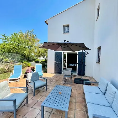 Studio Classe 3 Etoiles De 36 M2, Independant Dans Avec Piscine Lägenhet *